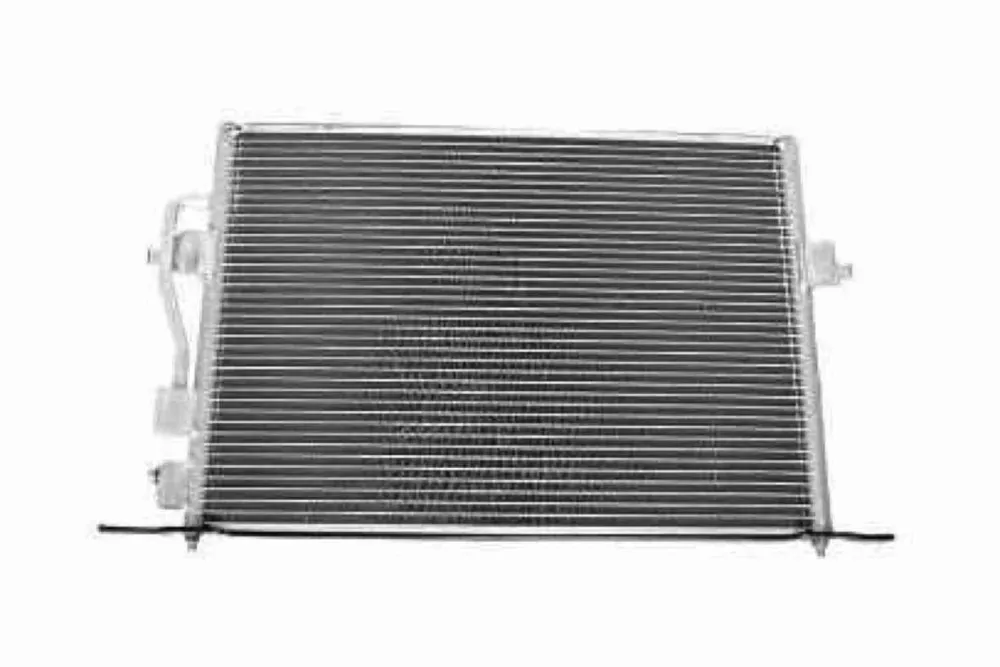 Nuova Collezione VEMO V25-62-0002 - Condensatore, Climatizzatore ATP Autoricambi