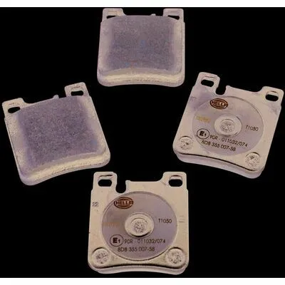 Promo Stagionale HELLA 8DB 355 007-581 Kit Pastiglie Freno, Freno a Disco